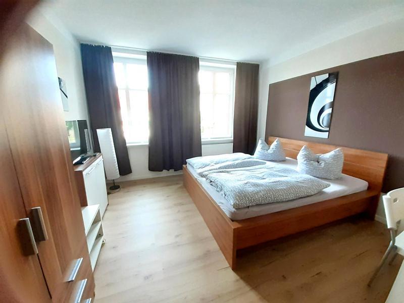 Pension Berlin In Spremberg Extérieur photo